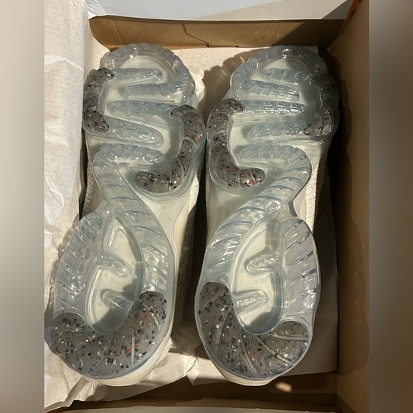 Nike vapormax (new) - Picture 3 of 3